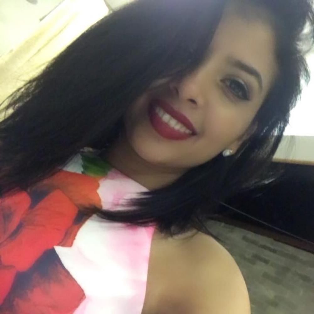 Meet your Posher, Gabriela